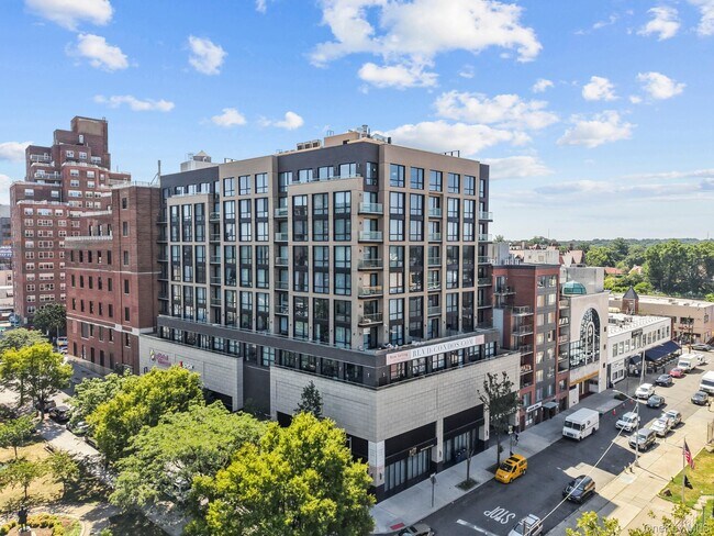 Building Photo - 107-06 Queens Blvd