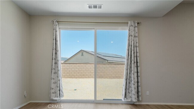 Building Photo - 13925 Mesa View Dr