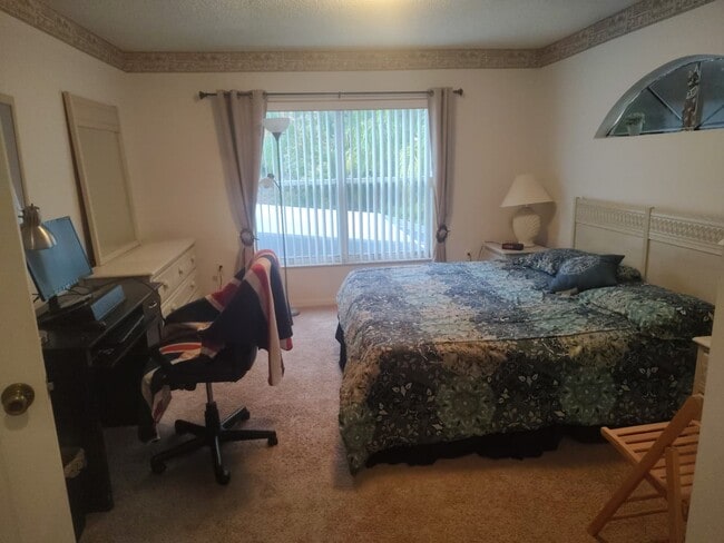 Building Photo - 449 Hollinghead Loop