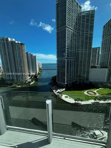 Building Photo - 300 Biscayne Boulevard Way