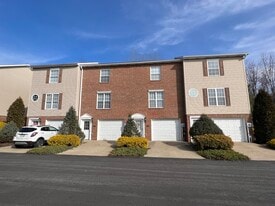 Building Photo - 632 Donavin Dr
