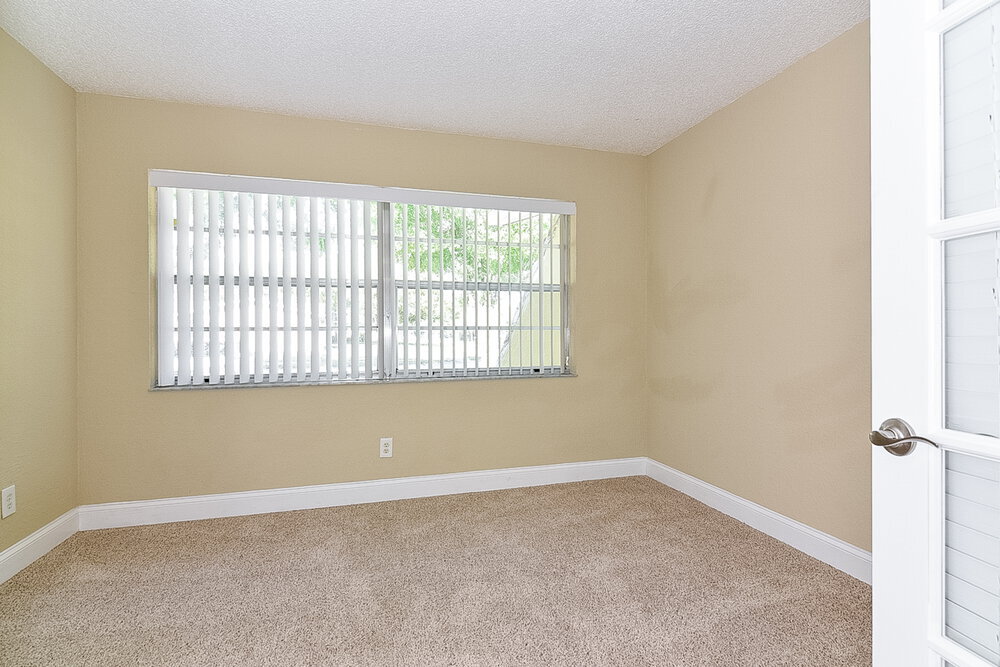 Building Photo - 4404 Sawgrass Blvd