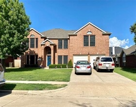 Building Photo - 1012 Levant Ln