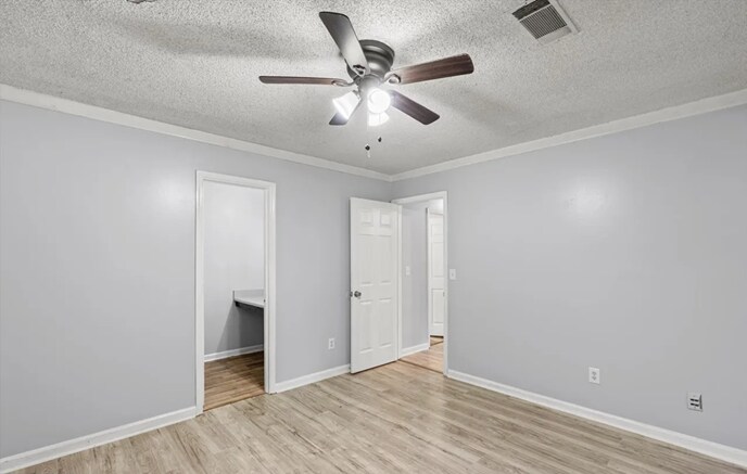 Building Photo - 991 Brandon Hill Way