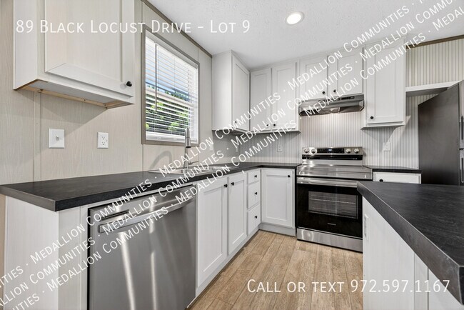 Building Photo - 89 Black Locust Dr