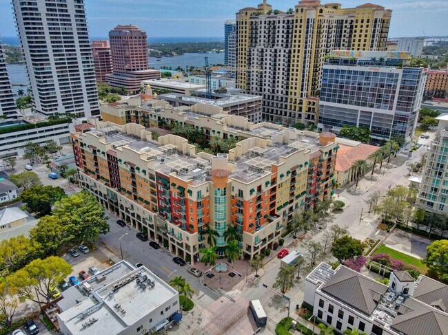 Building Photo - 600 S Dixie Hwy