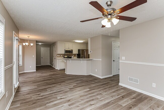 Building Photo - 2152 Glen Hope Ln