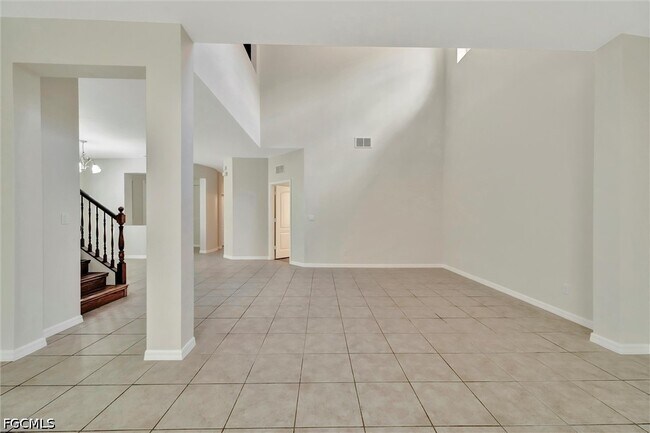 Building Photo - 10245 S Golden Elm Dr