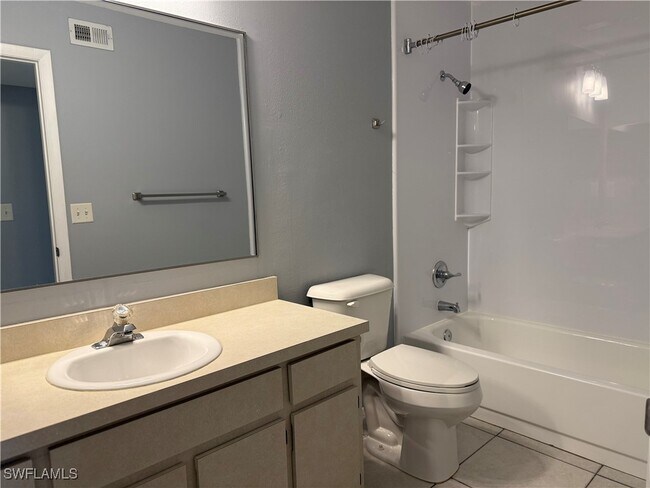 Building Photo - 6492 Royal Woods Dr