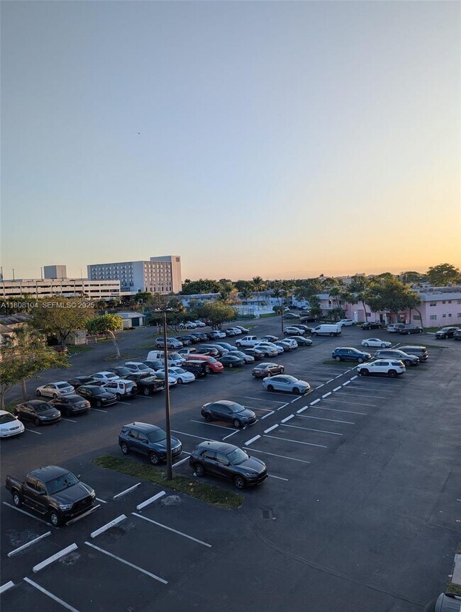 Building Photo - 7410 SW 82nd St