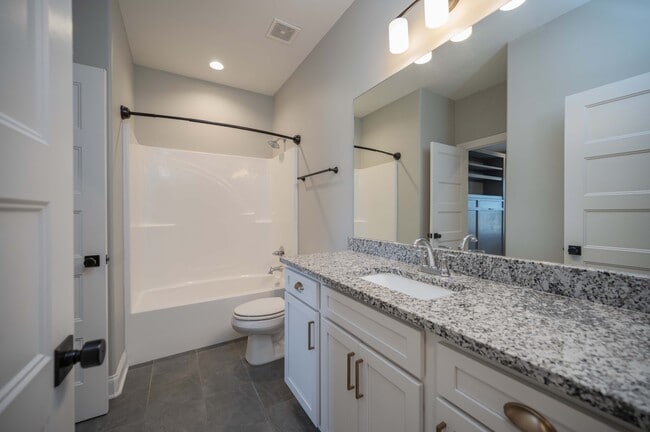 Building Photo - 418 Mcchrystal Dr