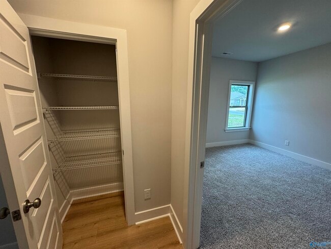 Building Photo - 12637 Whitcomb Cir