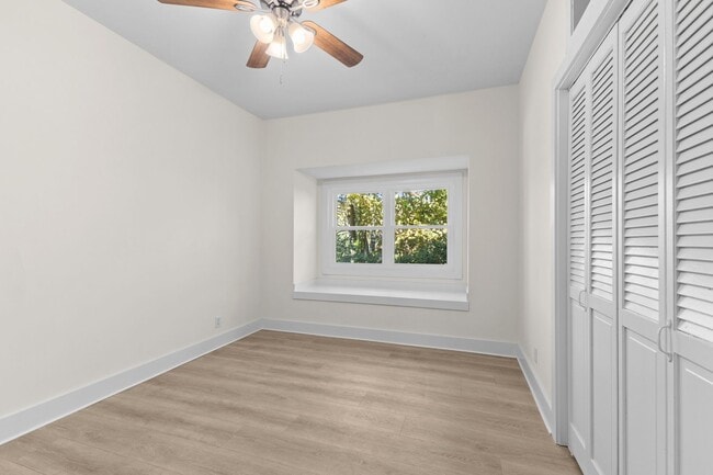 Building Photo - AVAILABLE NOW. 3 BED 1 BATH. IDEAL LOCATION IN BELLEVUE. CLOSE TO EVERYTHING WEST NASHVILLE. NEWL...