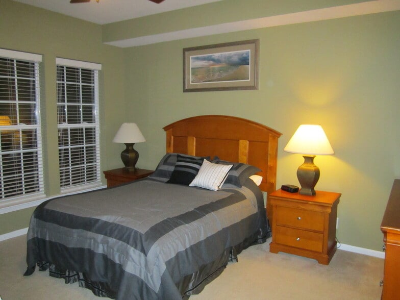 Building Photo - 3250 Margellina Drive