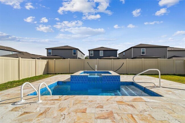 Building Photo - 8887 Little Bluestem Dr