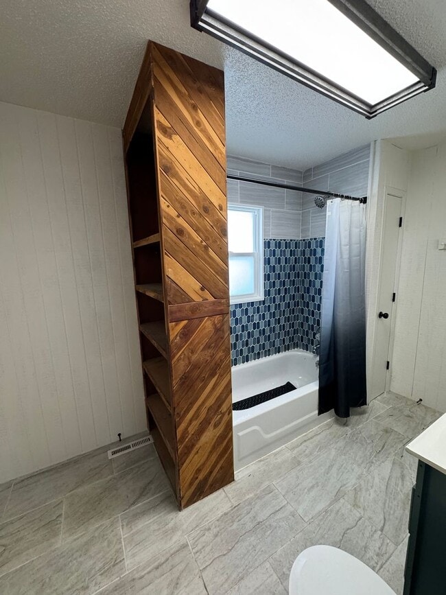 Building Photo - 2341 County Rd 269