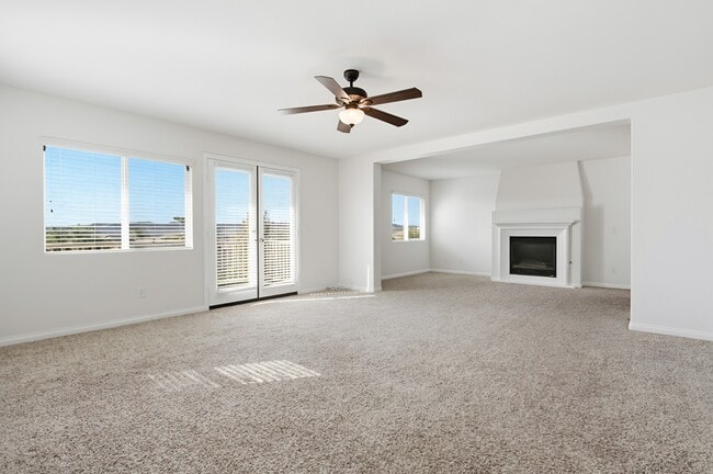 Building Photo - 1059 Vista Pointe Blvd