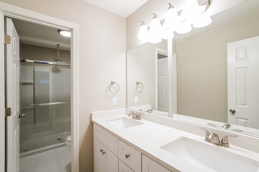 Building Photo - 1212 Orchard Mountain Ct