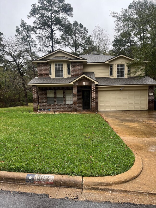 Building Photo - 302 Inverness Dr