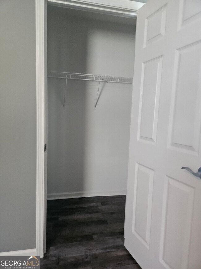 Building Photo - 4115 Cranwood Dr