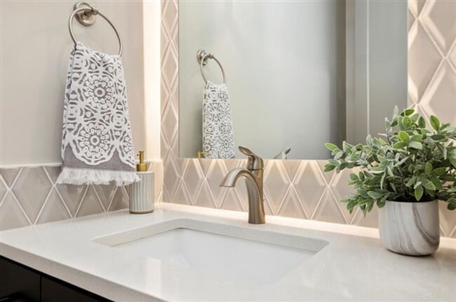 BRAND NEW HOME!! 4 Bedrooms, 3 Baths, Lar... - BRAND NEW HOME!!  4 Bedrooms, 3 Baths, Lar...