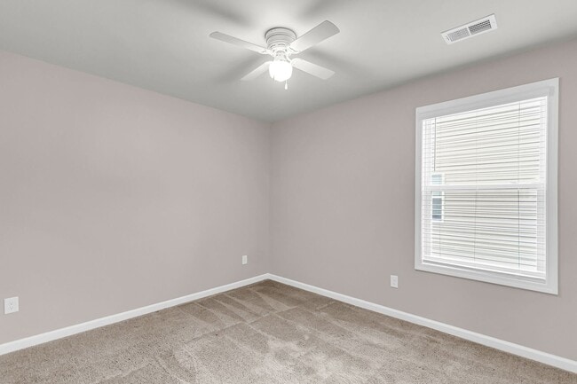 Building Photo - Quiet Comfort Near Cane Bay