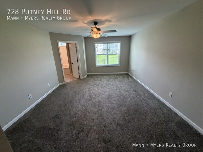 Building Photo - 728 Putney Hl Rd