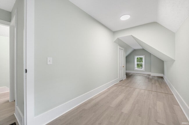 Building Photo - 1409 Oakland St