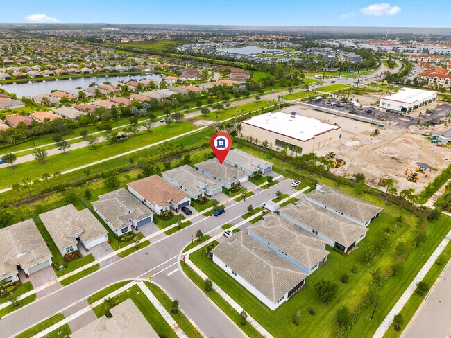 Building Photo - 11724 SW Aquila Wy