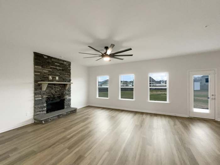 Building Photo - 203 Fount Hackney Ln