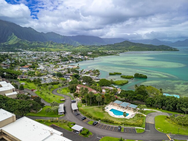 Building Photo - Experience Island Living at Its Finest in ...