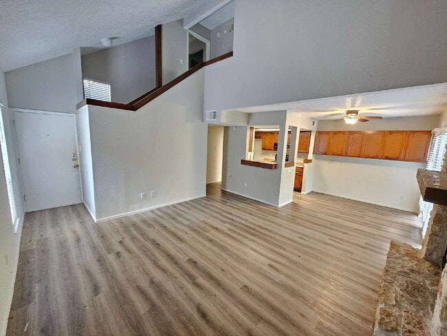 Building Photo - 2502 Jones Rd