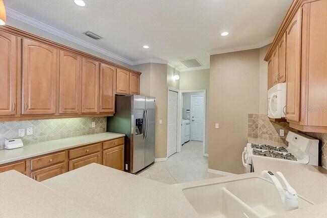 Building Photo - 6214 Warbler Ln