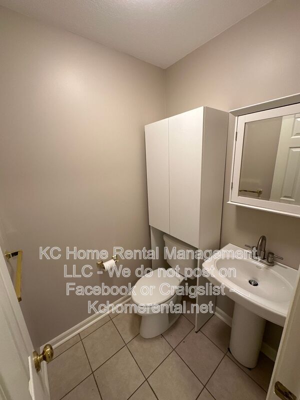 Building Photo - 1224 SE Princeton Dr