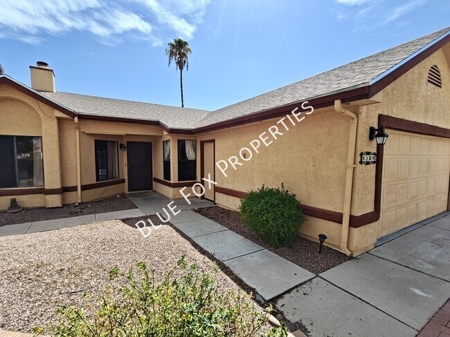 Building Photo - 5189 W Aquamarine St