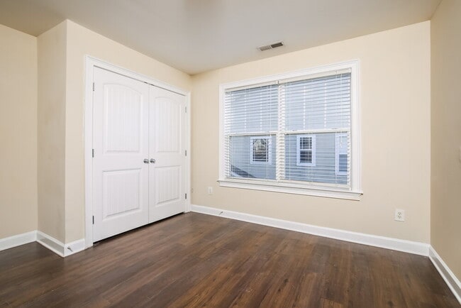 Building Photo - 205 Plott Hound Ln