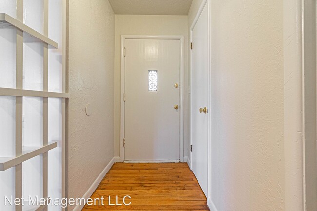 Building Photo - 3 br, 1 bath House - 1510 Huntington Way
