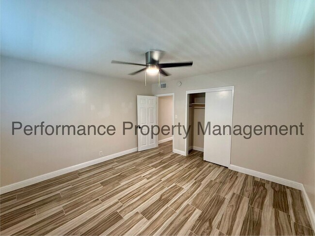 Building Photo - Gorgeous 3 Bed/3 Bath E Bakersfield Home w/ RBP & $0 Deposit Option