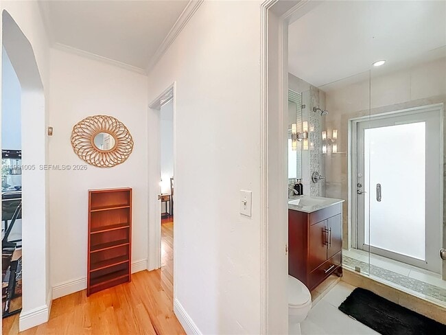 Building Photo - 1419 NE 4th Ct