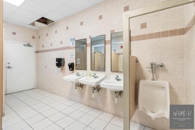 Building Photo - 926 Quincy St