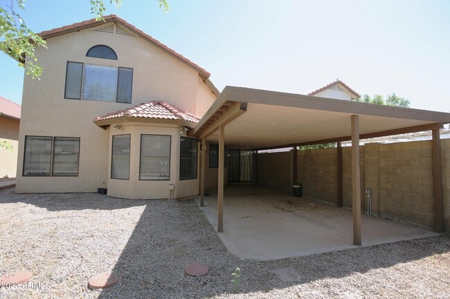 Building Photo - 924 E Manor Dr
