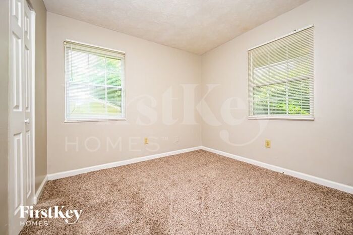 Building Photo - 774 Plainville Cir SW