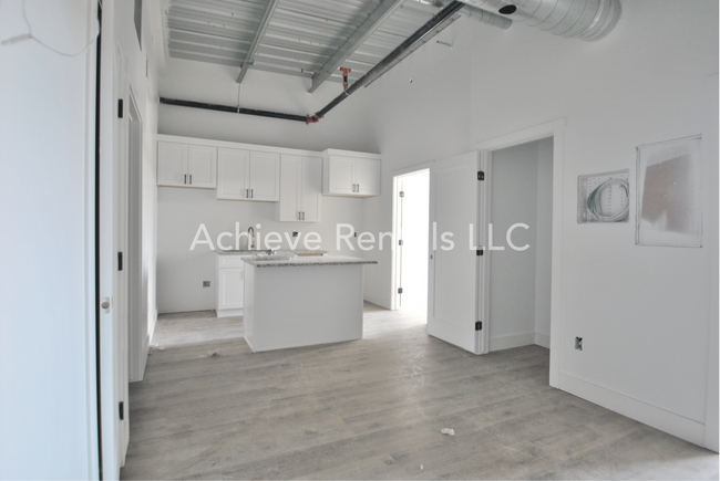 Building Photo - Westfield Lofts