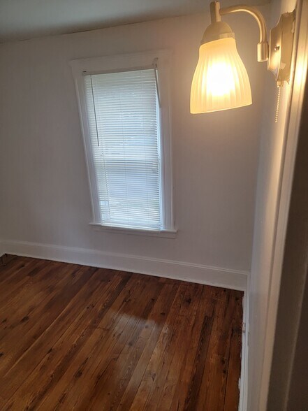 Building Photo - 110 S Burritt St