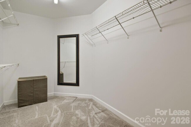 Building Photo - 6520 Red Maple Dr