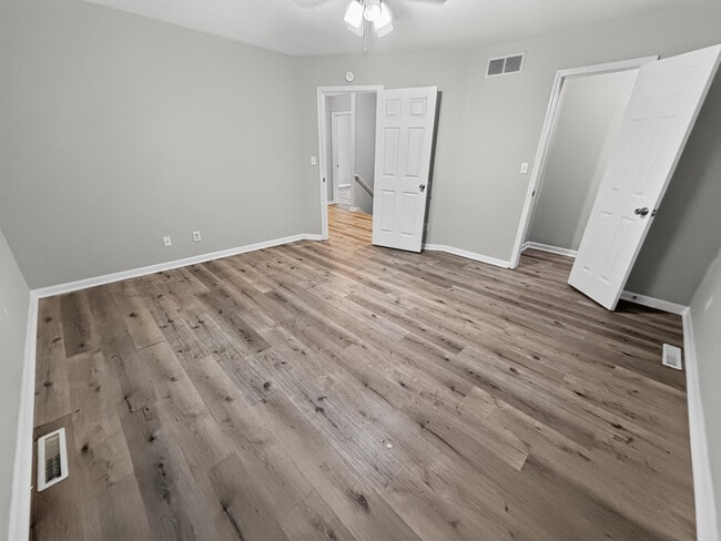 Building Photo - 5308 Godas Cir