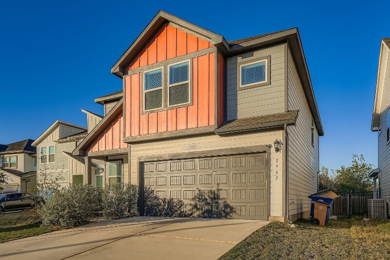 Primary Photo - 2902 Bronx Dr