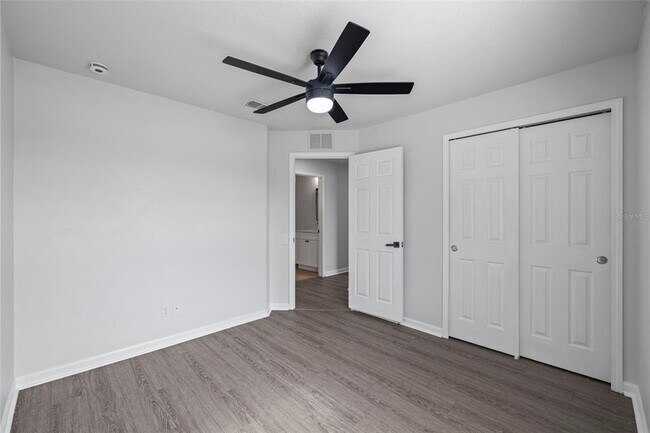 Building Photo - 5941 106th Terrace E