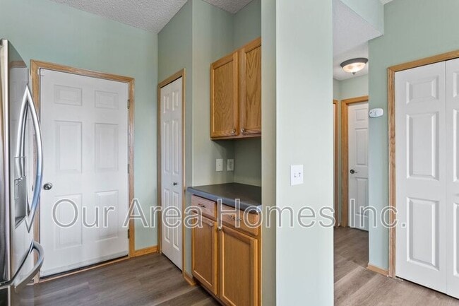 Building Photo - 11322 Aberdeen Cir NE