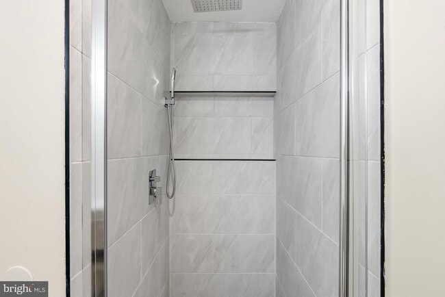 Building Photo - 13920 Baton Rouge Ct